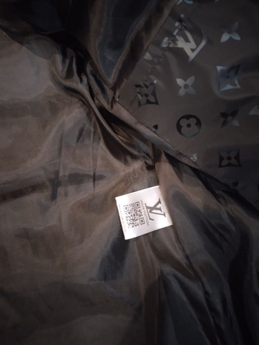 Яке Louis Vuitton