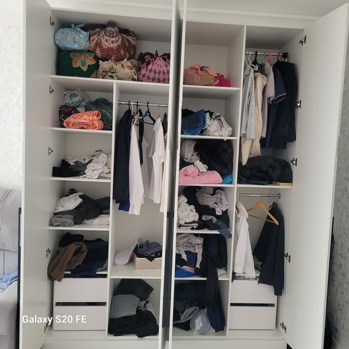 Шкаф сатылады биік 2,65м, ені 2