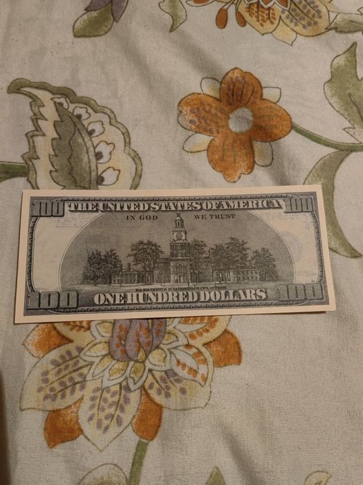 100 долларов,для розыгрыша,рекламы