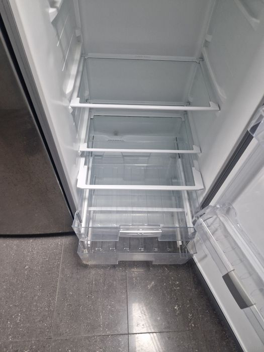 Хладилник Gram A++ охладител 324 литра