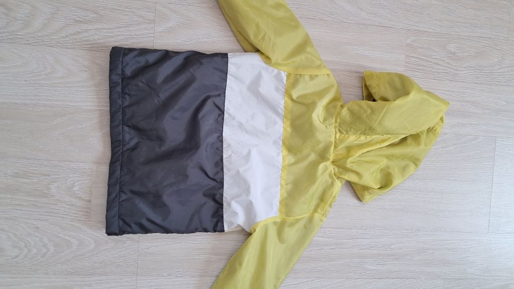 Тънко яке размер 92