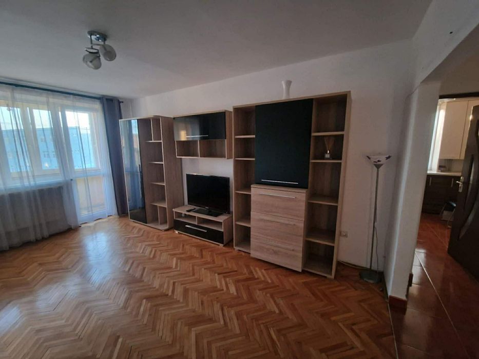 Ofer spre inchiriere apartament cu 2 camere Turda