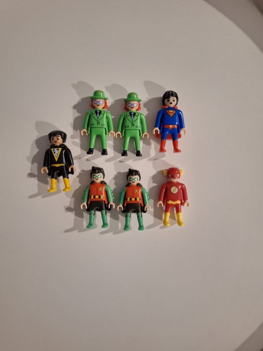 Kinder Playmobil DC фигури