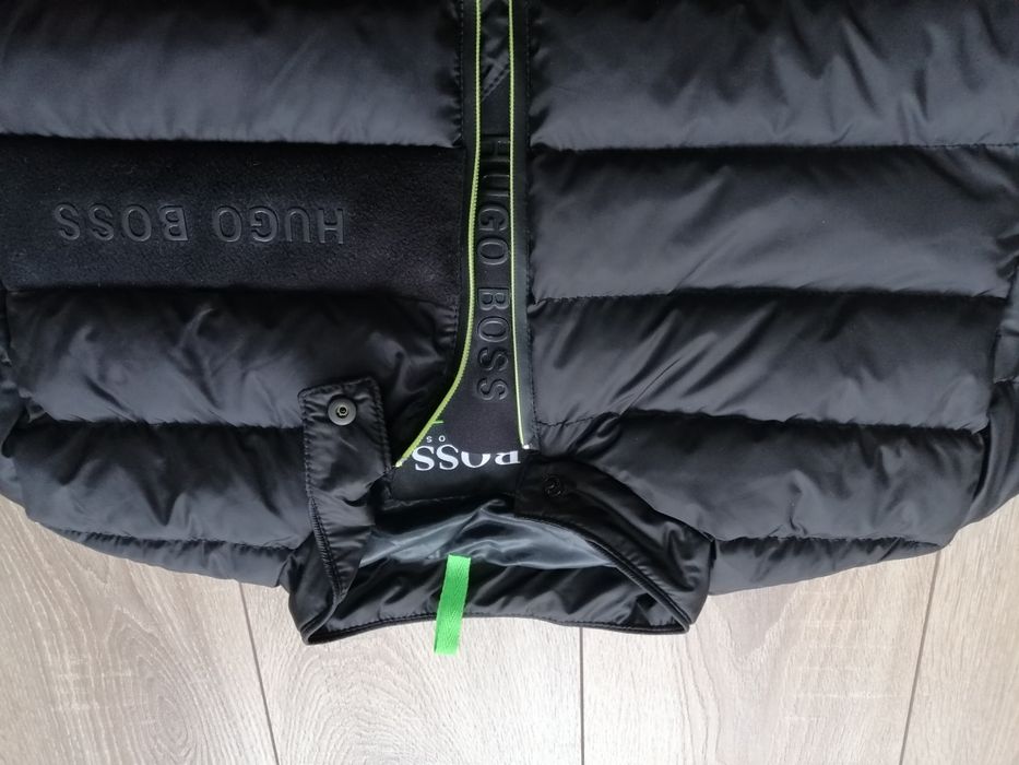 HUGO BOSS мъжко яке в черен цвят 2XL