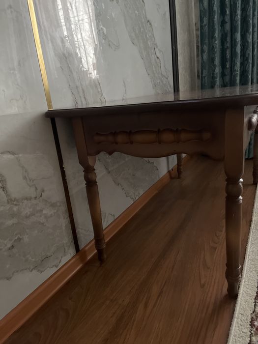 Продам журнальный стол