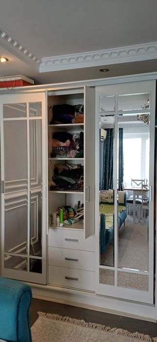 Шкаф купе в отличном состояний