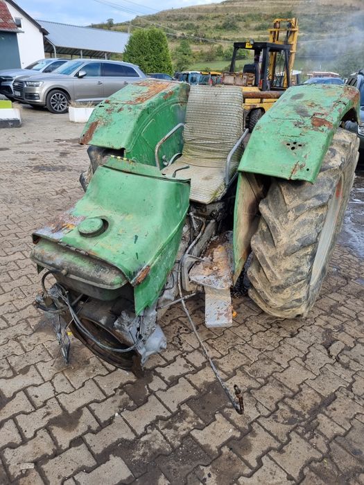 Dezmembram tractor Deutz Fahr D4006