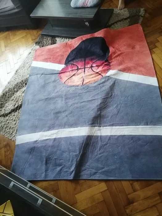 IEFTIN! Covor pt copii 165/190 cm, aproape nou