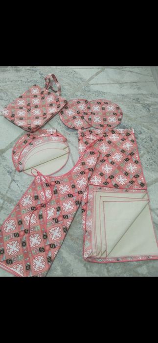 Тканевая дорожка.