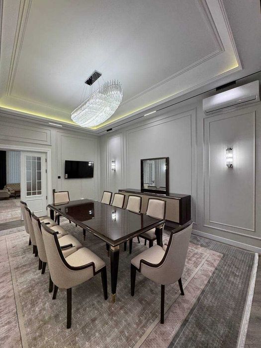 на Центр Луначарского  ПРОДАЕТСЯ ДОМ 5 СотокКомната: 7