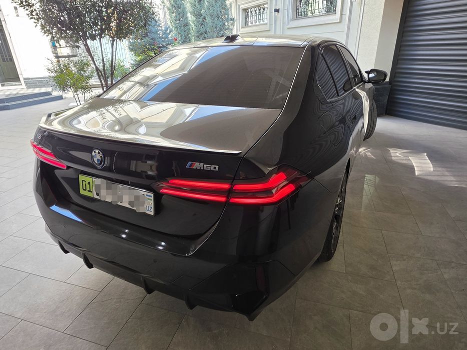 BMW i5 M60 Немец