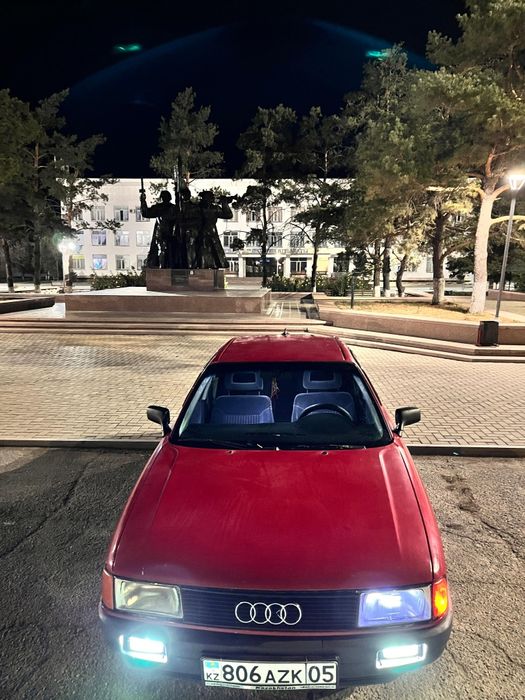 Продам Ауди AUDI 80
