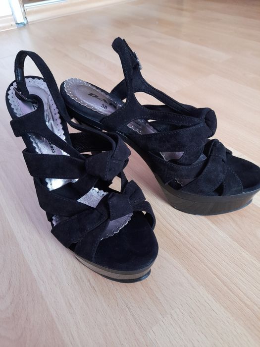 На ток Zara, Daris