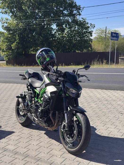 Kawasaki Z900 2025