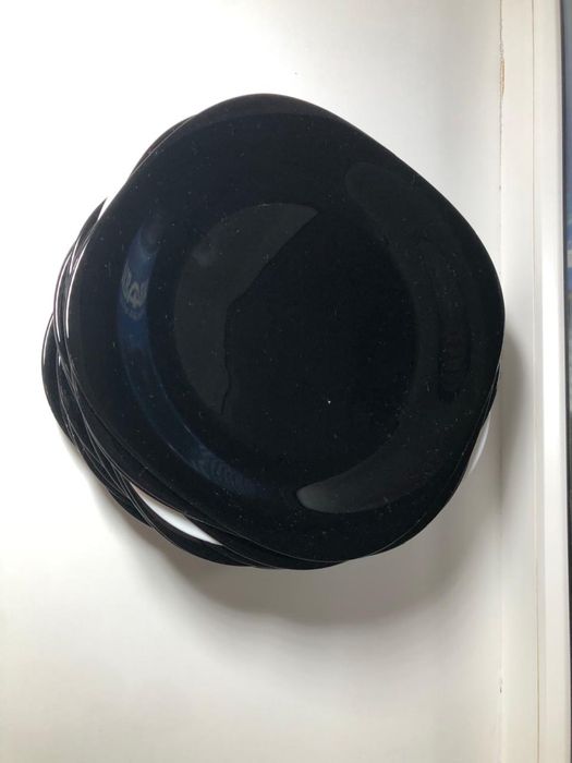 Посуда тарелки стаканы термос