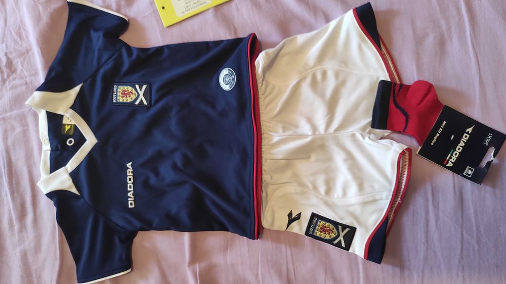 Футболен екип за бебе 3-6 месеца