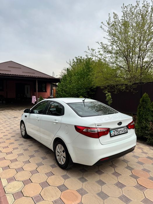 Продам авто Kia rio 3