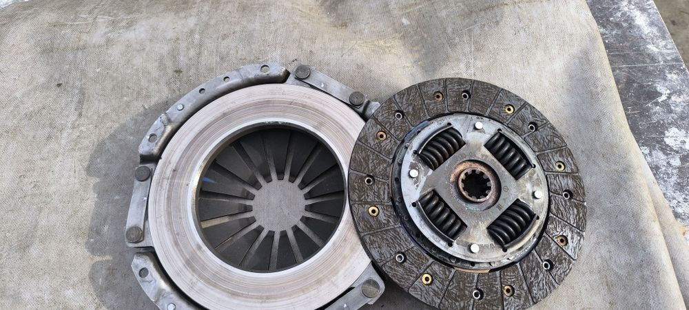 Запчасть на Уаз сатылады