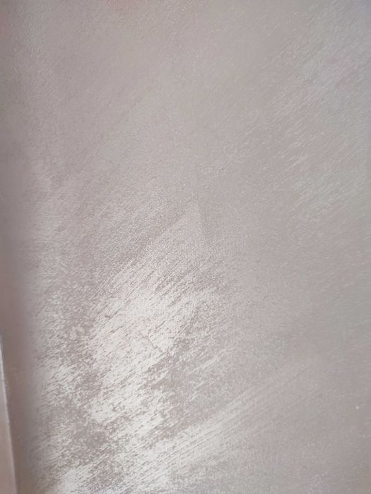 Вътрешни ремонти- боядисване,пясъчна мазилка и шпакловка