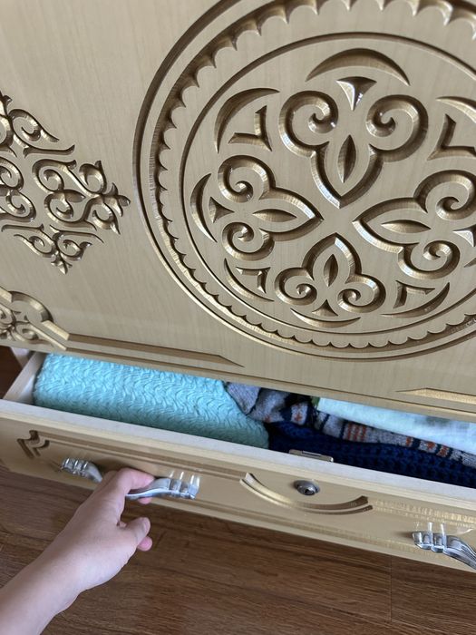 Сандык сатылады улкен кішкентай бірге 35000