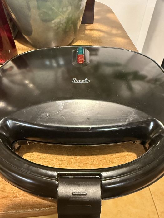 Aparat waffle / gofre Simple – stare foarte bună