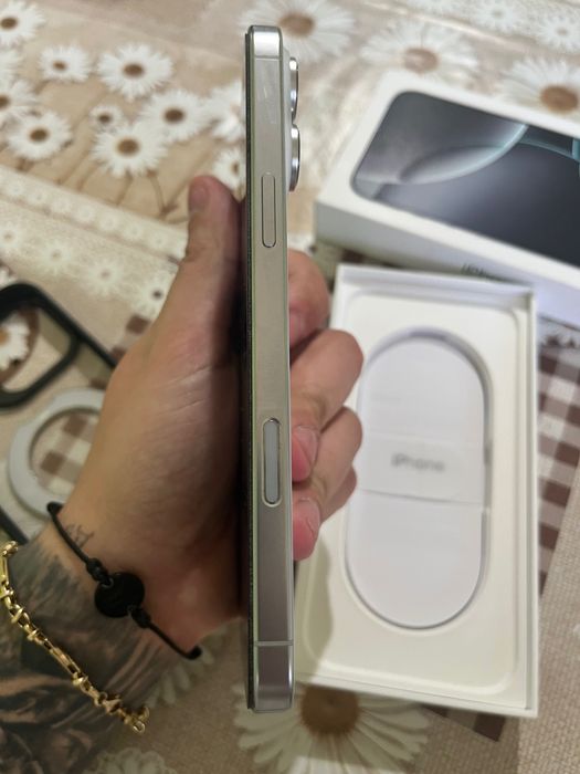 iPhone 16 pro max 256GB