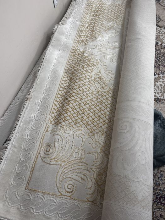 Продаются ковры бу