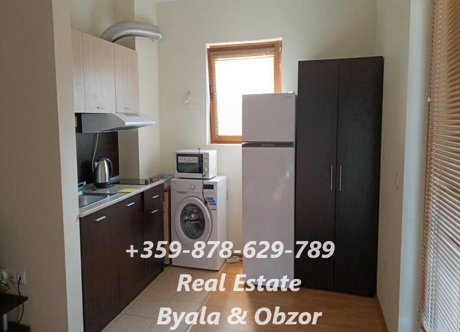 Продава се Едностаен апартамент в Бяла - 36 кв.м за 1167 €/кв.м - Снимка #2