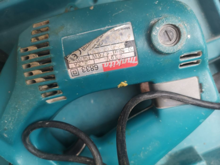 Makita 6833 Автоматичен Винтоверт за Гипс Картон