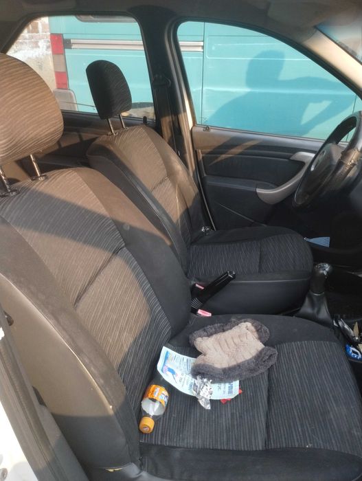 Дачия Логан цяла за части