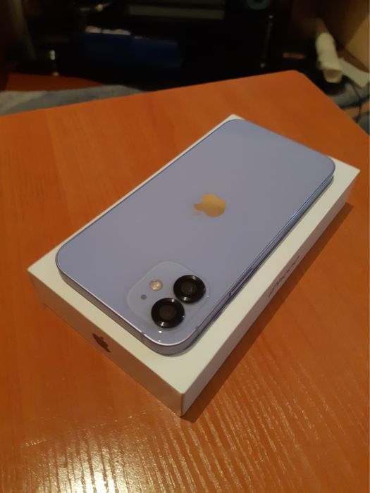 Продам телефон в идеальном состояние не разу не вскрывался чехол заряд