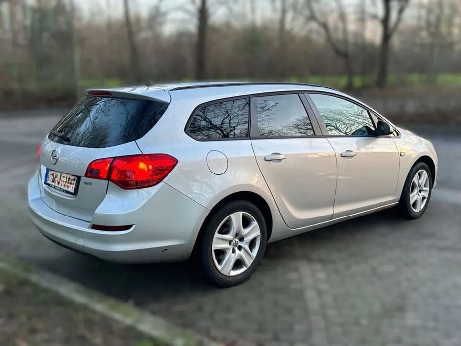 Dezmembrari / Dezmembrez