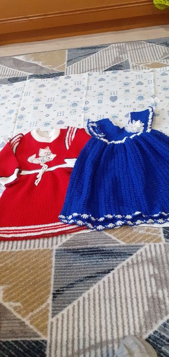 Продам платье для девоч,вязаные,  фабричные .ки