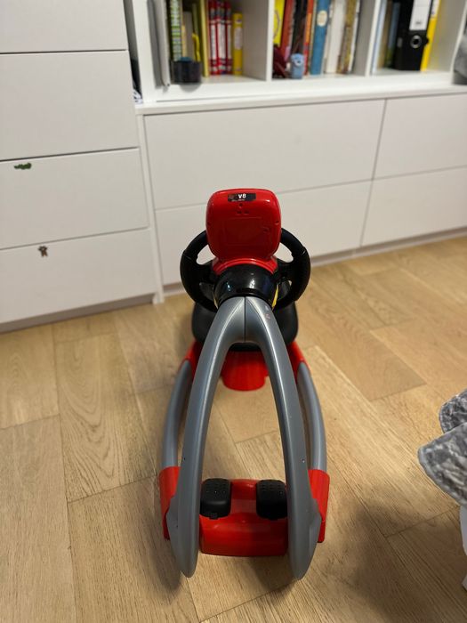 Симулатор Smoby V8, пилот