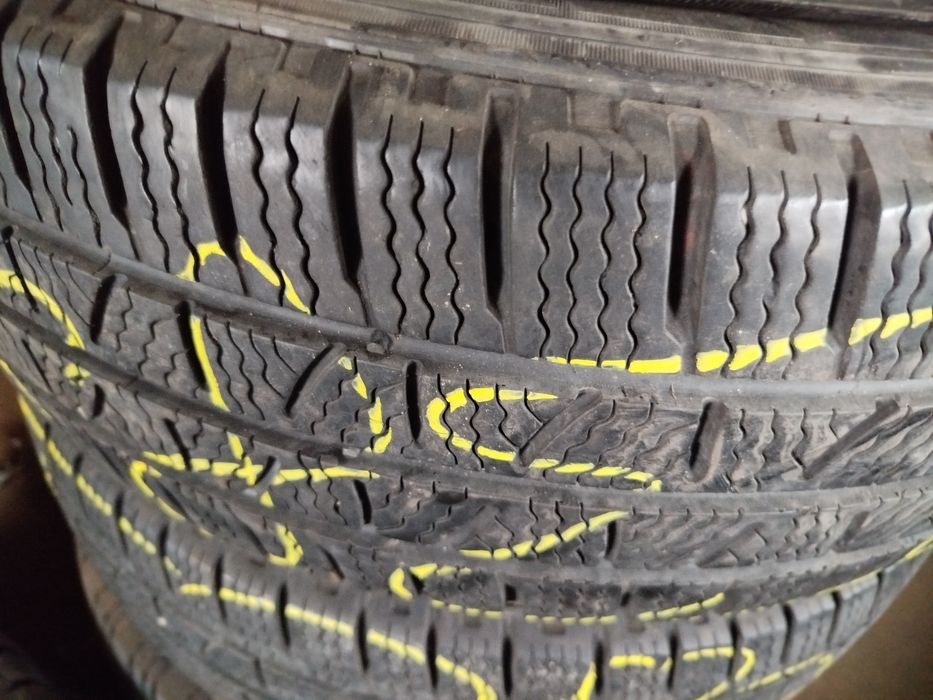 Anvelope 205/65/16C Pirelli