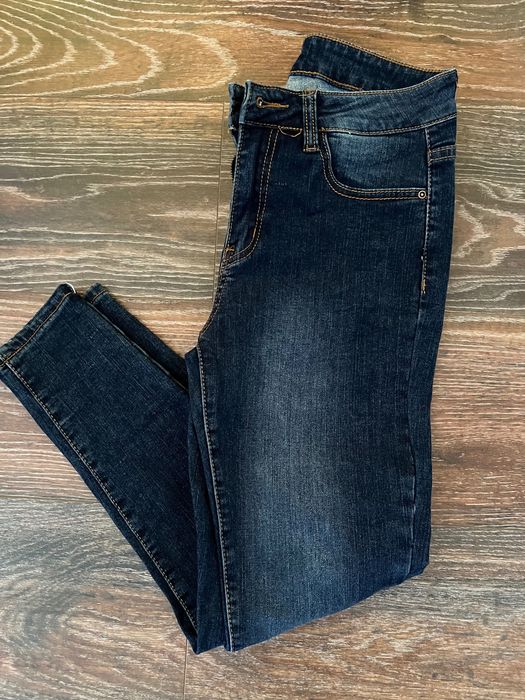 Дамски тъмно сини дънки