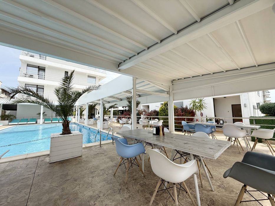 Vand mese si scaune de terasa restaurant