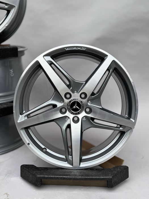 Нови ! Оригинални джанти 19 цола Amg