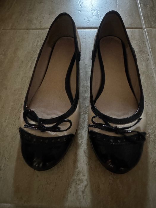 Balerini din piele, superbi, 37, 80 lei