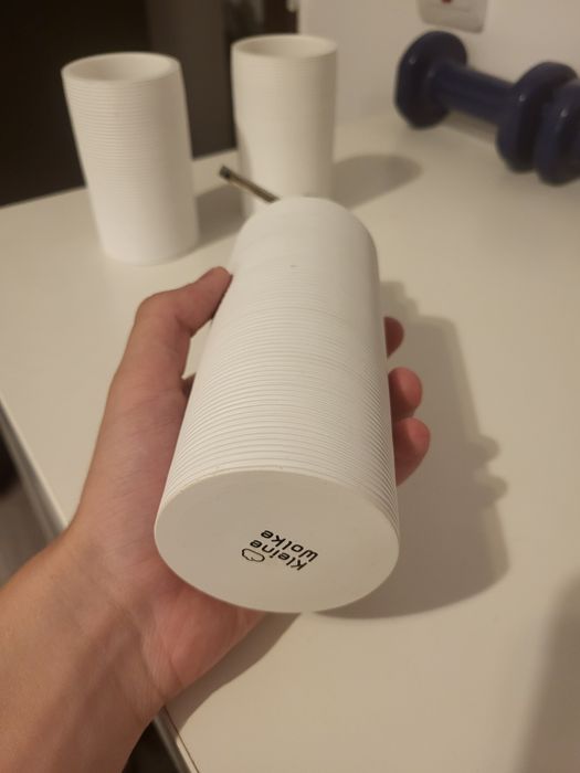 Set baie: dozator de sapun + 2 suporturi pentru periute de dinti