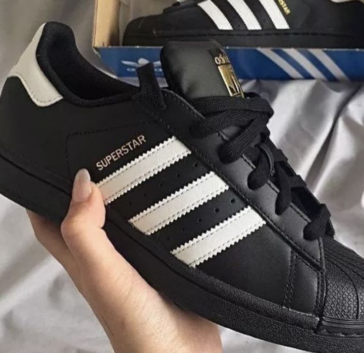 Крассовки superstar