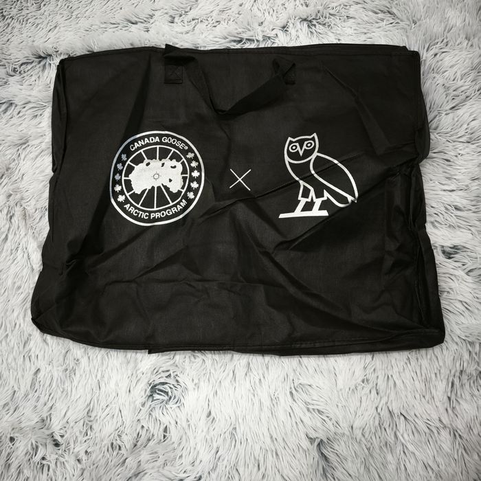 CANADA GOOSE x OVO мъжко зимно яке размер XL НОВО