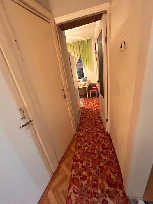 Продам 2 х. кв. 4/5 эт. 1981 гп. 8 мкр