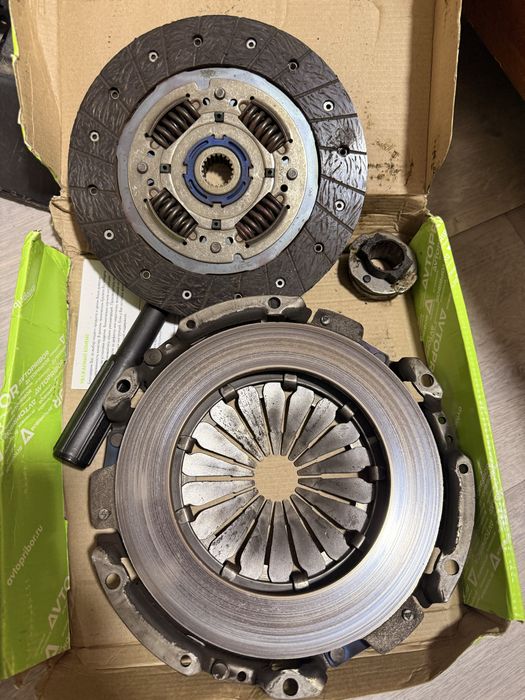 Б/у запчасти для лада веста св кросс