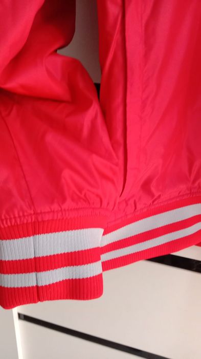 Куртка брендовый