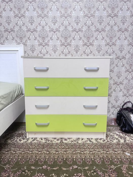 Продам в хорошей сост шкаф детиский