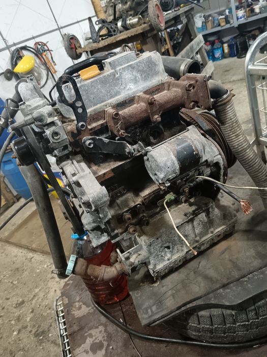 Motor Yanmar 3 cilindri 3TNE72, Thermo King 3.95