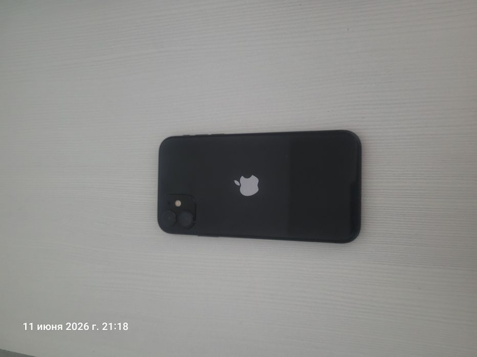 Продам iPhone 11 64 GB