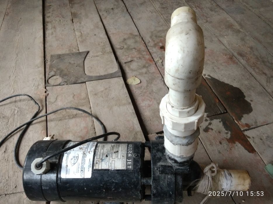 Suv nasos 220 v zoʻr tortadi