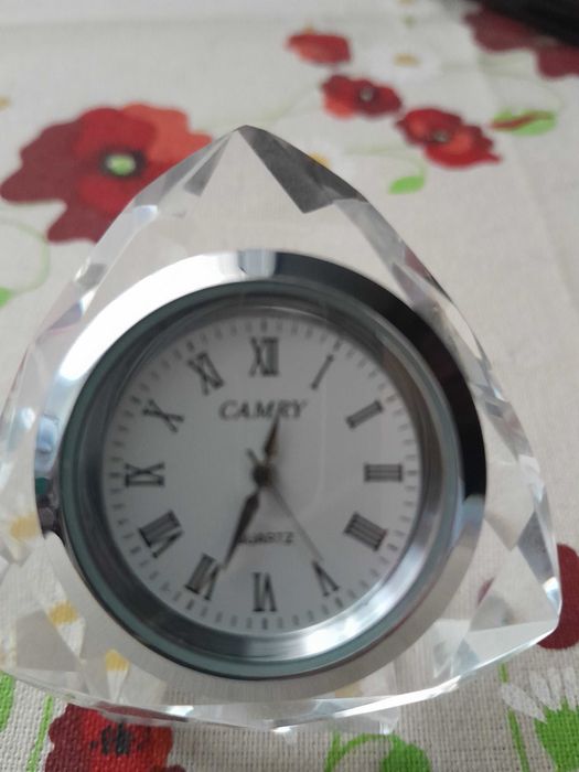 Ceas de masă, cristal, quartz